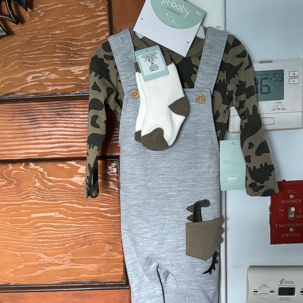 Petit Lem Gray and Green Kids Matching Set